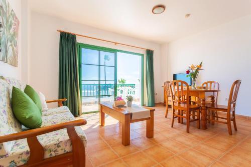 Apartamentos Los Quiqueres بويرتو ذيل كارمين المظهر الخارجي الصورة